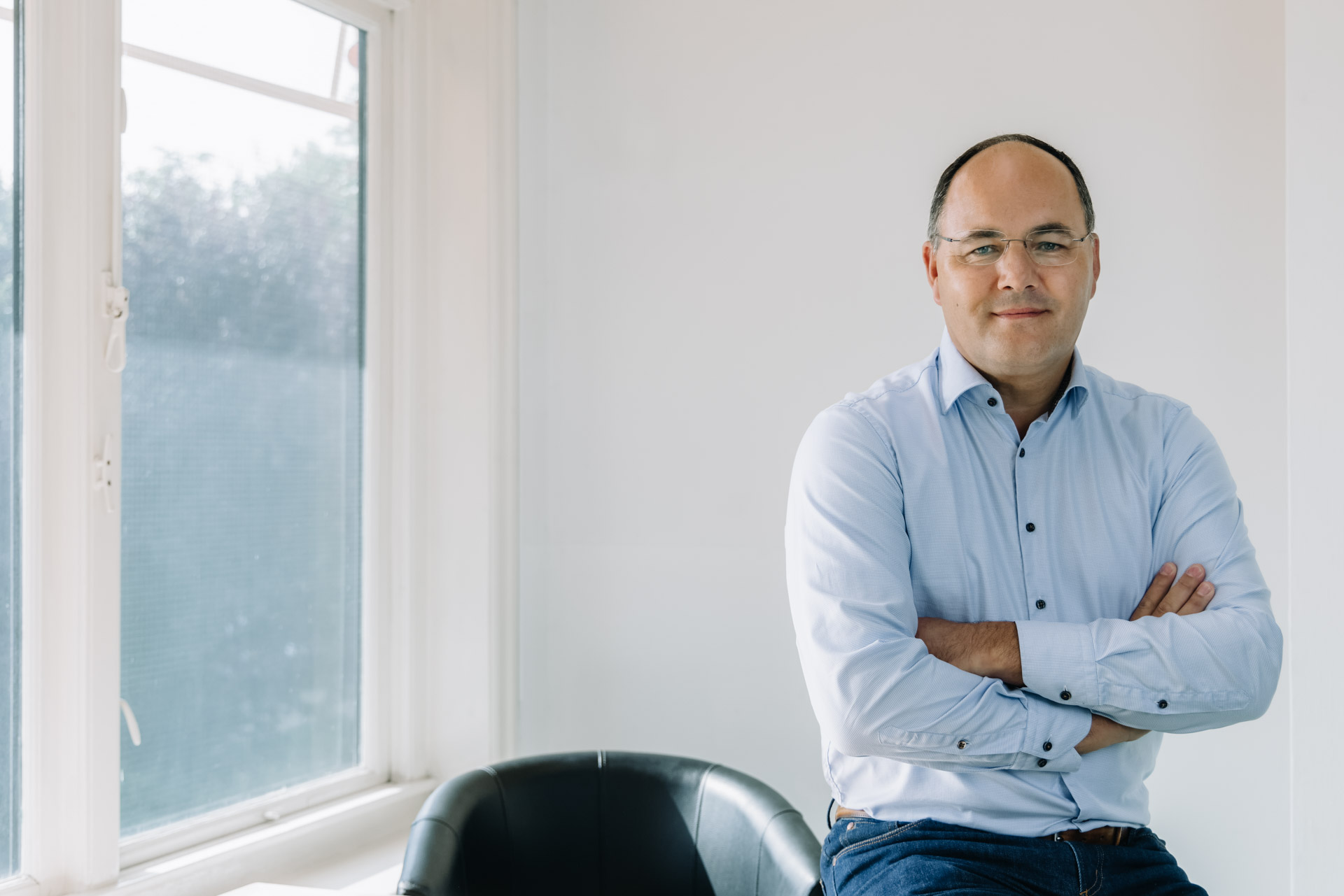 Stap uit je corporate maatpak en bepaal je eigen dresscode 